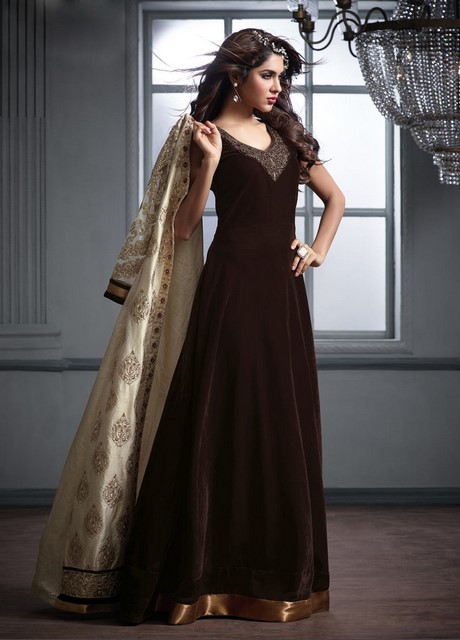 velvet-gown-styles-76_17 Velvet gown styles