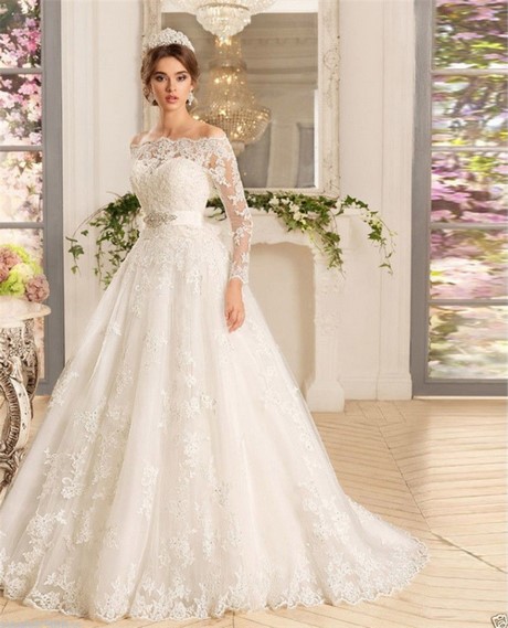 a-line-lace-wedding-dress-with-sleeves-48_9 A line lace wedding dress with sleeves