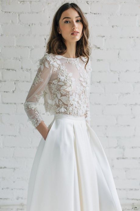 a-line-wedding-dress-with-lace-top-94_6 A line wedding dress with lace top
