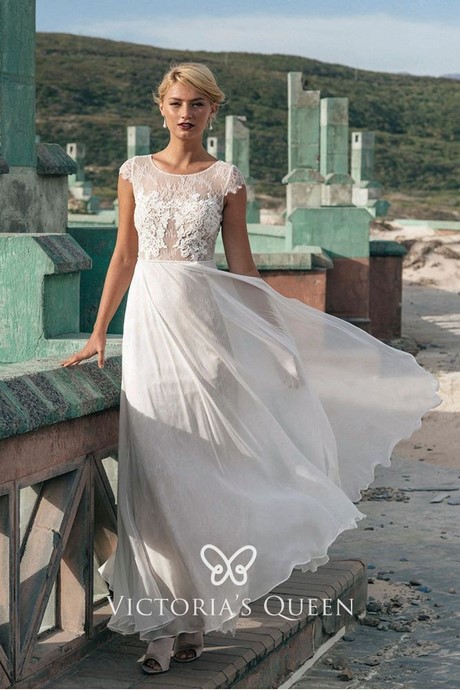 ivory-lace-wedding-dress-with-sleeves-02_3 Ivory lace wedding dress with sleeves