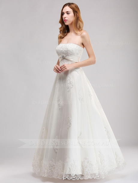 lace-classic-wedding-dress-45_8 Lace classic wedding dress