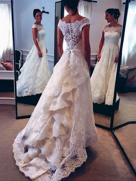 lace-sleeveless-wedding-dress-49_19 Lace sleeveless wedding dress