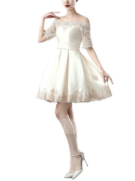short-wedding-dress-lace-sleeves-72_6 Short wedding dress lace sleeves