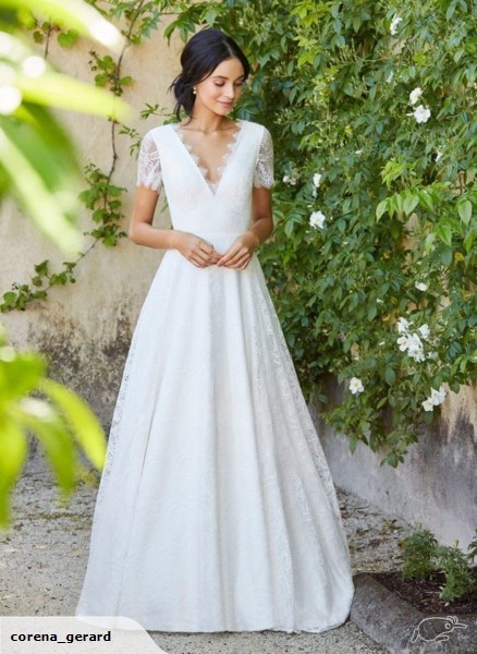 traditional-lace-wedding-dress-79_7 Traditional lace wedding dress