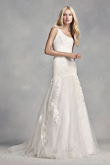 vera-wang-lace-wedding-gown-96j Vera wang lace wedding gown