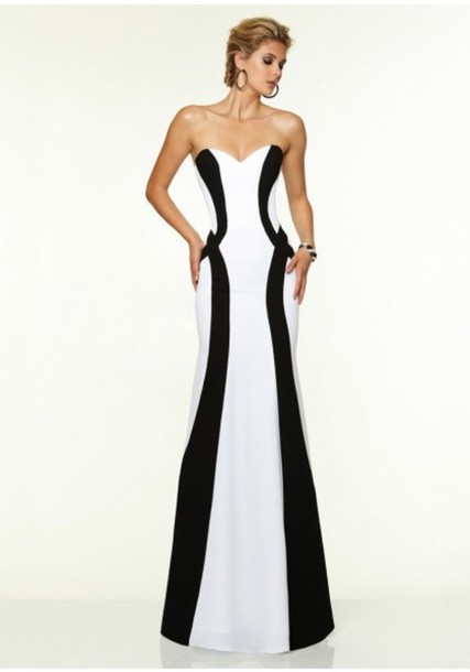 black-and-white-long-evening-dresses-74_9 Black and white long evening dresses