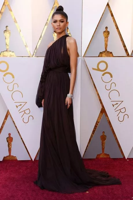best-dressed-at-the-oscars-2024-44_12-5 Best dressed at the oscars 2024