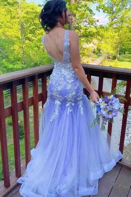 floral-prom-dresses-2024-49_13-7 Floral prom dresses 2024