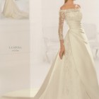 Bridal dresses with sleeves