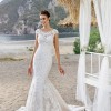 Wedding gown 2017 collection