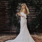Lace wedding dress fitted